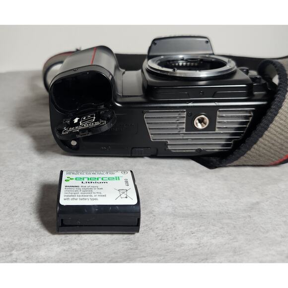 Nikon N6006 AF 35MM Tested Vintage Film Camera With Tamron Lens Pre-owned - Picture 10 of 13